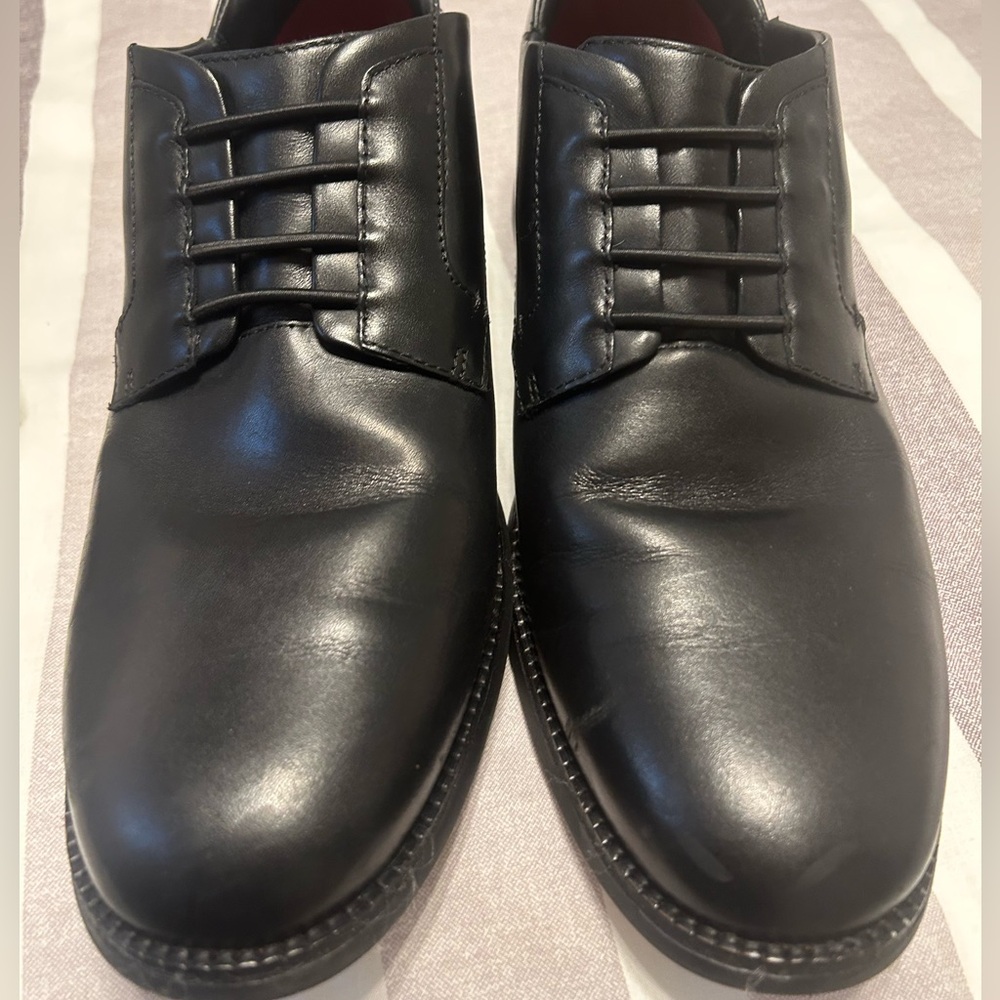 Kizik Men's Black Shoes, worn once
